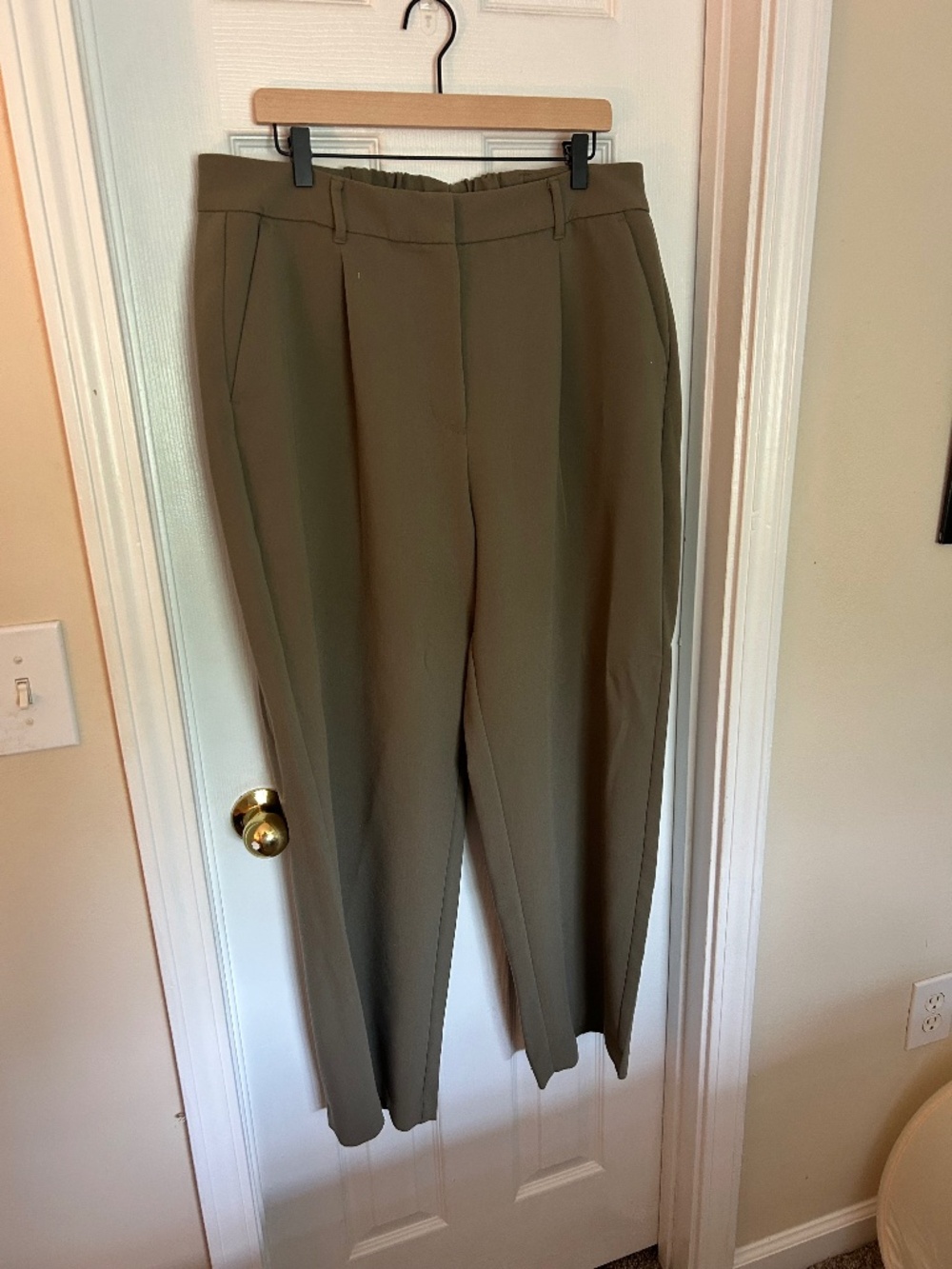 Old Navy Taylor Wide Leg Trouser Army Green Extra High Rise XL NWOT